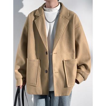 2、中外套、厚（棉襖）夾克、短大衣、短風衣、羽絨背心、輕羽絨、類似品。