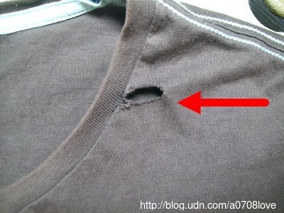 A、衣服破裂（小）